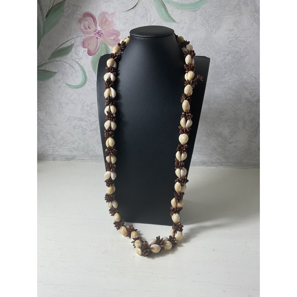 Vintage Large Cowrie Shell Koa Seed Wedding Necklace Hawaiian Lei Chunky